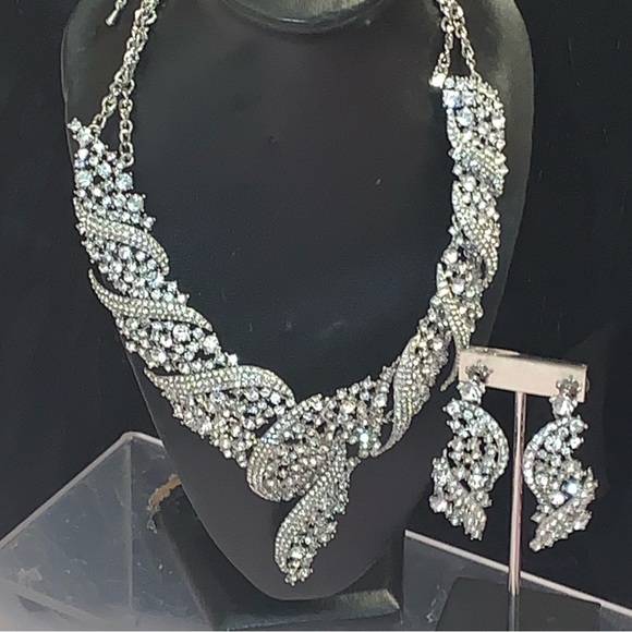 Black & Sexy Riveted Peep Toe Pumps - Picture 16 of 16